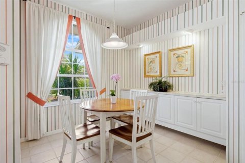 Casa en venta en Sarasota, Florida, 2 dormitorios, 151.06 m2 № 2196586 - foto 9