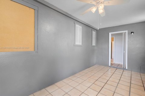 Casa en venta en Miami, Florida, 2 dormitorios, 107.4 m2 № 1951554 - foto 26