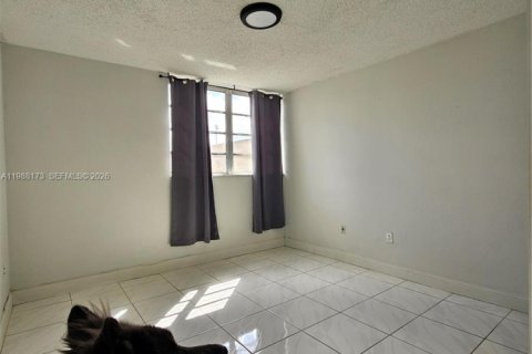 Condominio en venta en Miami, Florida, 2 dormitorios, 96.25 m2 № 2090648 - foto 5