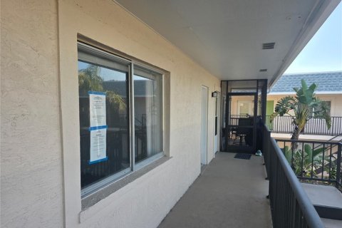 Condo in Venice, Florida, 1 bedroom  № 1904415 - photo 3