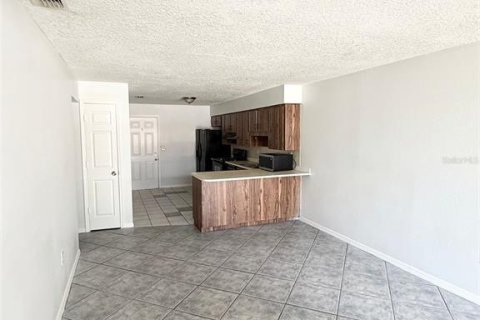 Apartamento en alquiler en Winter Haven, Florida, 2 dormitorios, 80.27 m2 № 1879861 - foto 4