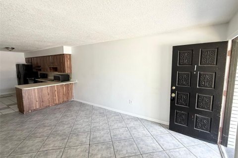 Apartamento en alquiler en Winter Haven, Florida, 2 dormitorios, 80.27 m2 № 1879861 - foto 5