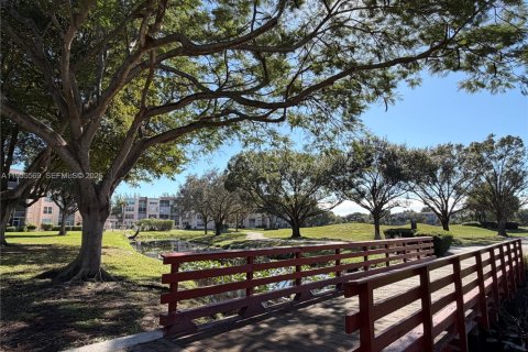 Condominio en venta en Davie, Florida, 2 dormitorios, 88.26 m2 № 2010303 - foto 26