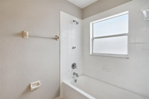 Touwnhouse à vendre à Largo, Floride: 2 chambres, 125.42 m2 № 2408894 - photo 18