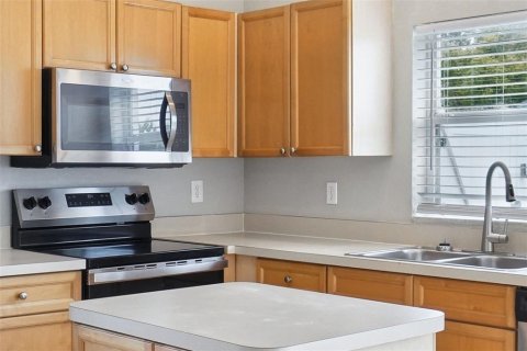 Touwnhouse à vendre à Largo, Floride: 2 chambres, 125.42 m2 № 2408894 - photo 8