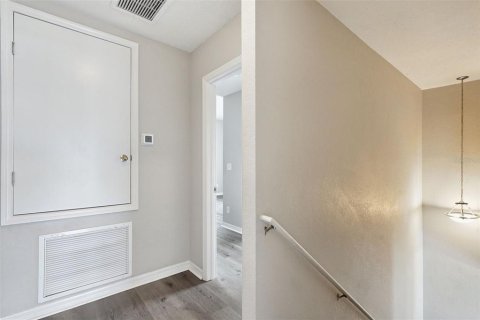 Touwnhouse à vendre à Largo, Floride: 2 chambres, 125.42 m2 № 2408894 - photo 10