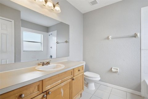 Touwnhouse à vendre à Largo, Floride: 2 chambres, 125.42 m2 № 2408894 - photo 17