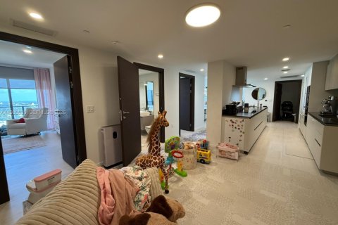 Copropriété à vendre à Miami, Floride: 3 chambres, 156.54 m2 № 2044045 - photo 12