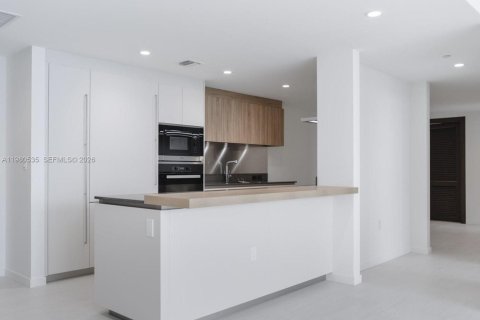 Copropriété à vendre à Miami, Floride: 3 chambres, 156.54 m2 № 2044045 - photo 15