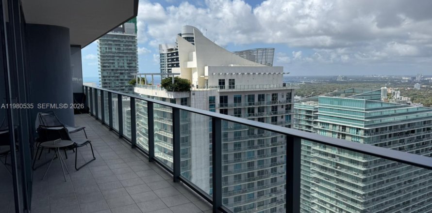 Condo à Miami, Floride, 3 chambres  № 2044045