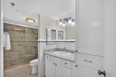 Condo in Jupiter, Florida, 2 bedrooms № 2406076 - photo 20