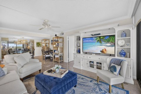Condo in Jupiter, Florida, 2 bedrooms № 2406076 - photo 13