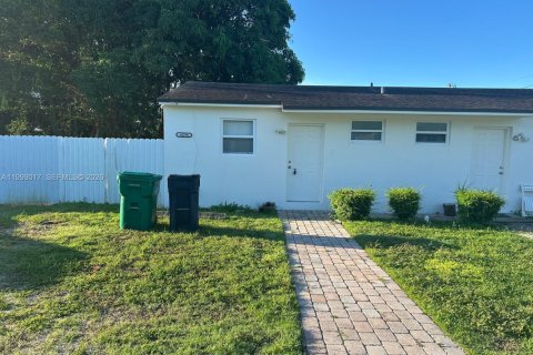 Apartamento en alquiler en Miami, Florida, 2 dormitorios, 92.9 m2 № 2060986 - foto 8