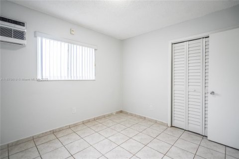 Appartement à louer à South Miami, Floride: 1 chambre, 67.35 m2 № 1926375 - photo 11