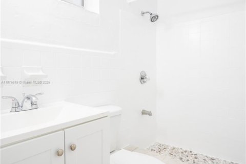 Appartement à louer à South Miami, Floride: 1 chambre, 67.35 m2 № 1926375 - photo 12