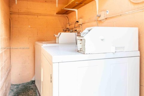 Appartement à louer à South Miami, Floride: 1 chambre, 67.35 m2 № 1926375 - photo 14