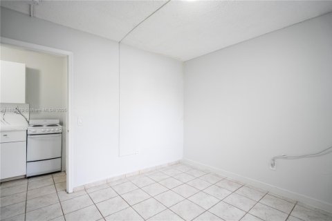 Appartement à louer à South Miami, Floride: 1 chambre, 67.35 m2 № 1926375 - photo 9