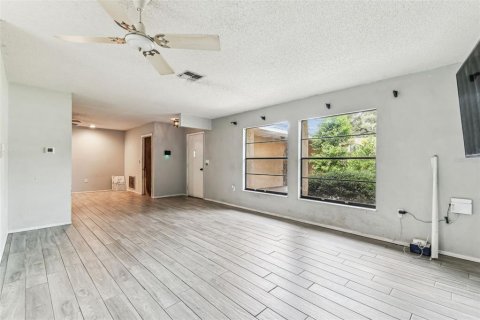 House in Spring Hill, Florida 3 bedrooms, 146.6 sq.m. № 1760533 - photo 7