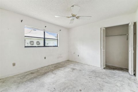 House in Spring Hill, Florida 3 bedrooms, 146.6 sq.m. № 1760533 - photo 27