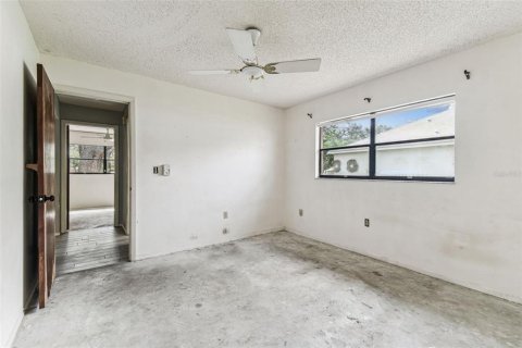 House in Spring Hill, Florida 3 bedrooms, 146.6 sq.m. № 1760533 - photo 28