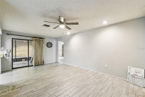 House in Spring Hill, Florida 3 bedrooms, 146.6 sq.m. № 1760533 - photo 29