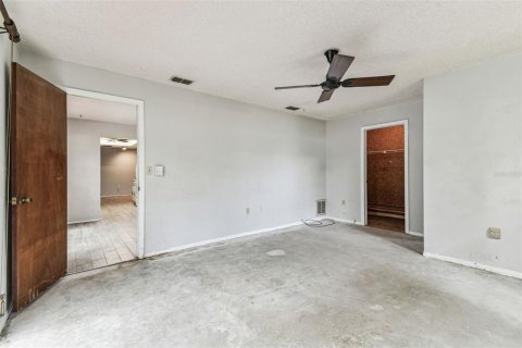 House in Spring Hill, Florida 3 bedrooms, 146.6 sq.m. № 1760533 - photo 18