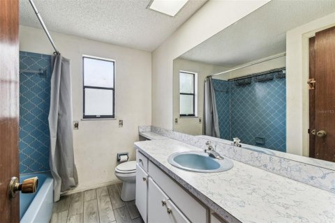 House in Spring Hill, Florida 3 bedrooms, 146.6 sq.m. № 1760533 - photo 26