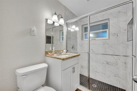 Casa en alquiler en Orlando, Florida, 3 dormitorios, 122.45 m2 № 2224586 - foto 20