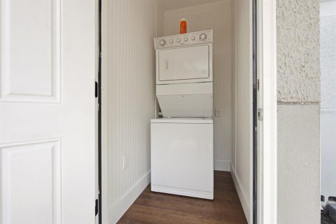 Casa en alquiler en Saint Petersburg, Florida, 2 dormitorios, 87.14 m2 № 2259122 - foto 26