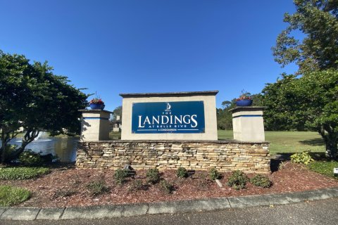 Condo in Jacksonville, Florida, 2 bedrooms  № 867947 - photo 1