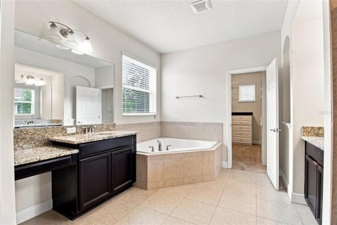 Villa ou maison à vendre à Tampa, Floride: 6 chambres, 456.89 m2 № 2405475 - photo 21