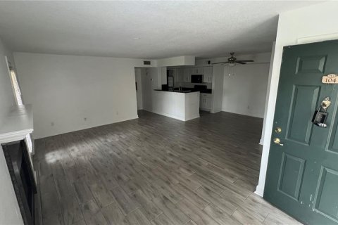 Condominio en venta en Orlando, Florida, 2 dormitorios, 92.9 m2 № 1559667 - foto 3
