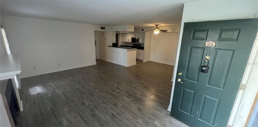 Condominio en Orlando, Florida, 2 dormitorios  № 1559667