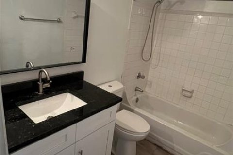 Condominio en venta en Orlando, Florida, 2 dormitorios, 92.9 m2 № 1559667 - foto 17