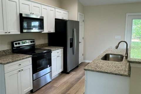 House in Ocala, Florida 3 bedrooms, 128.3 sq.m. № 872328 - photo 7