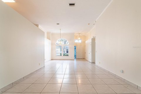 House in Brandon, Florida 4 bedrooms, 219.81 sq.m. № 1528361 - photo 5