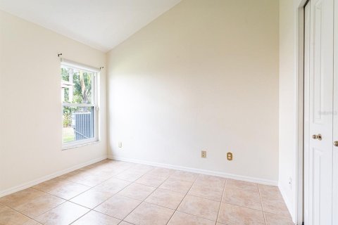 House in Brandon, Florida 4 bedrooms, 219.81 sq.m. № 1528361 - photo 30
