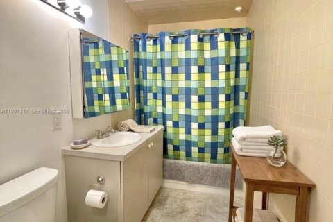 Купить виллу или дом в Майами, Флорида 3 спальни, 220.64м2, № 2052327 - фото 12