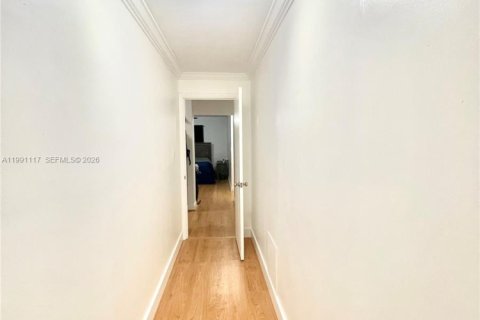 Купить виллу или дом в Майами, Флорида 3 спальни, 220.64м2, № 2052327 - фото 10