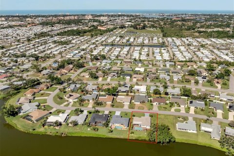 House in Venice, Florida 3 bedrooms, 178.84 sq.m. № 1636246 - photo 23