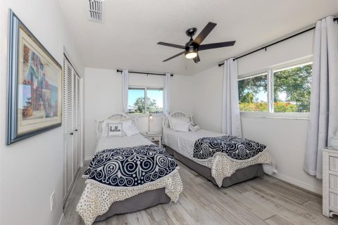 House in Venice, Florida 3 bedrooms, 178.84 sq.m. № 1636246 - photo 17