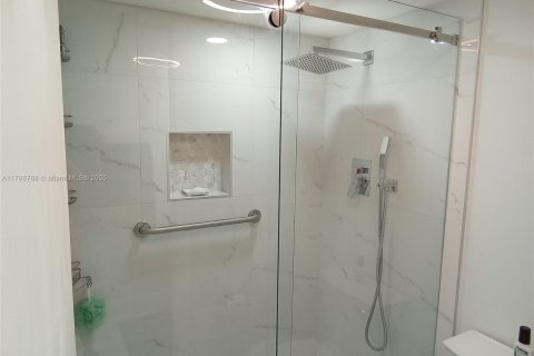 Copropriété à vendre à Pembroke Pines, Floride: 3 chambres № 1701810 - photo 26
