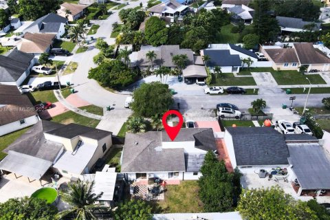 Villa ou maison à vendre à Miami, Floride: 3 chambres, 127 m2 № 1973767 - photo 26