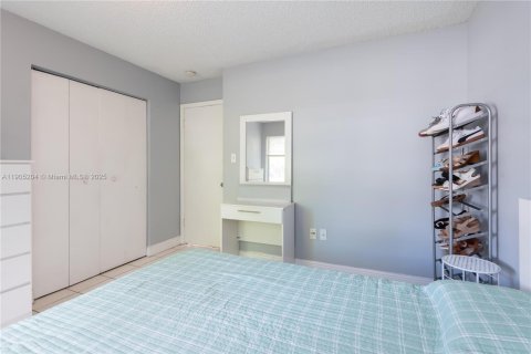 Villa ou maison à vendre à Miami, Floride: 3 chambres, 127 m2 № 1973767 - photo 14