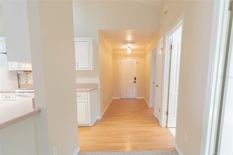 House in Port Orange, Florida 3 bedrooms, 147.06 sq.m. № 2396579 - photo 10