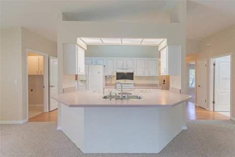 House in Port Orange, Florida 3 bedrooms, 147.06 sq.m. № 2396579 - photo 11