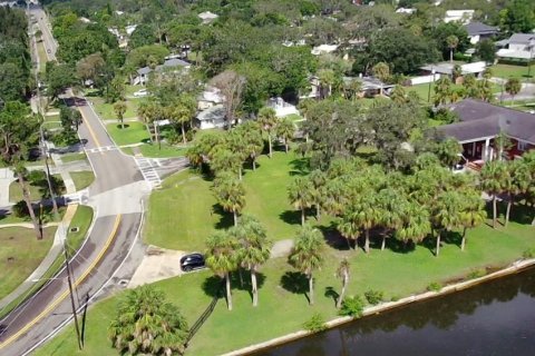 Terreno en venta en Tarpon Springs, Florida № 1904486 - foto 6