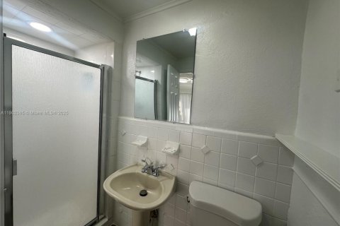 Apartment in Lauderdale-by-the-Sea, Florida 1 bedroom № 1953777 - photo 9