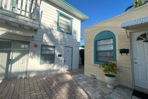 Apartment in Lauderdale-by-the-Sea, Florida 1 bedroom № 1953777 - photo 14