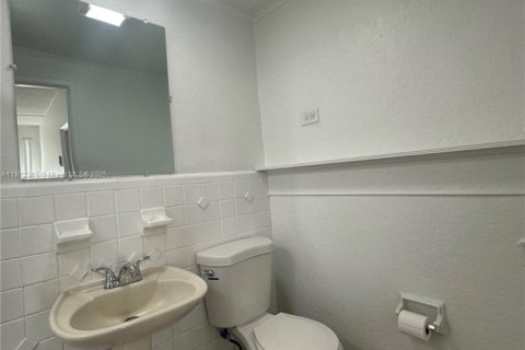 Apartment in Lauderdale-by-the-Sea, Florida 1 bedroom № 1953777 - photo 8